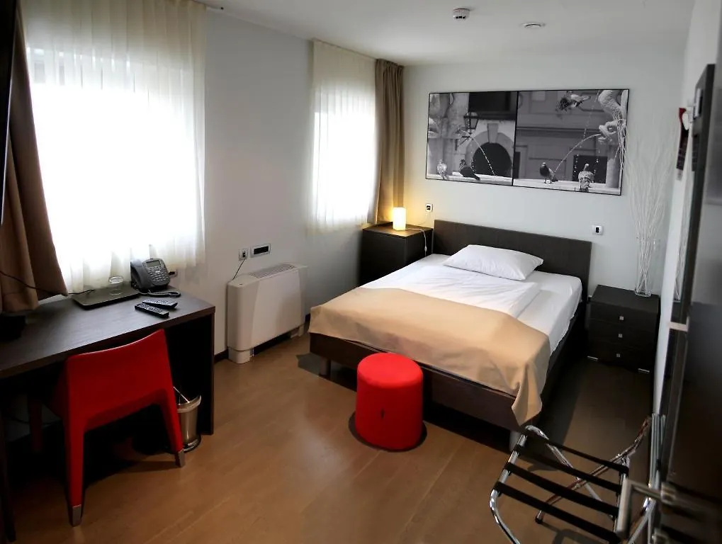 Gloria Hotel Ljubljana